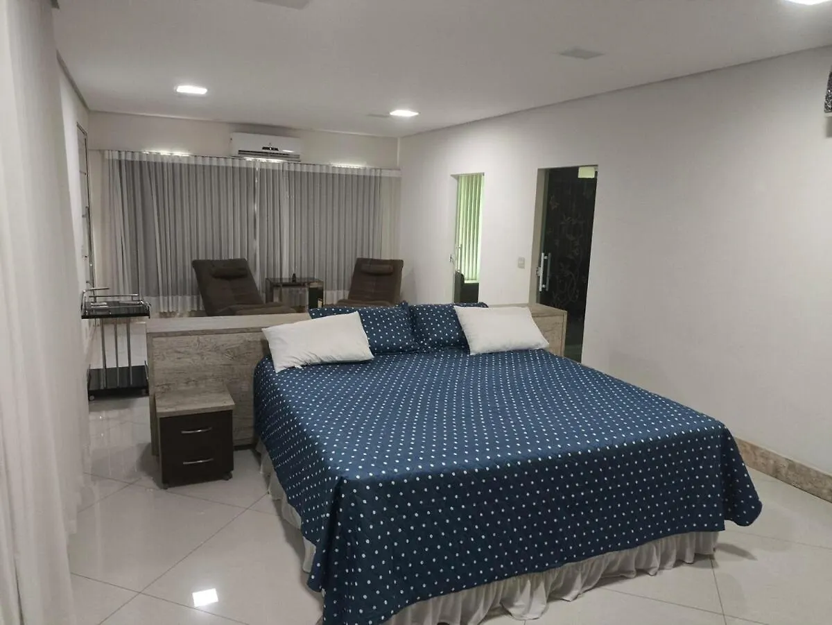 Casa Das Palmeiras Lugar De Paz Brasília